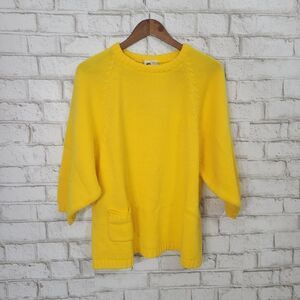 "Extra Touch" super vintage sweater
